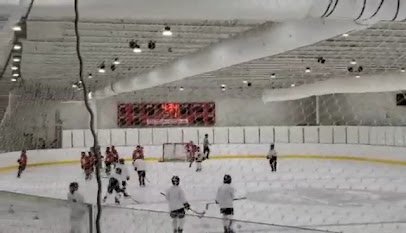 The Rink on the Beach photo 2