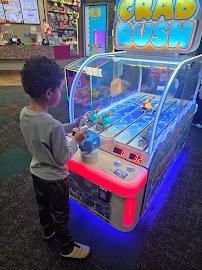 Chuck E. Cheese photo 4