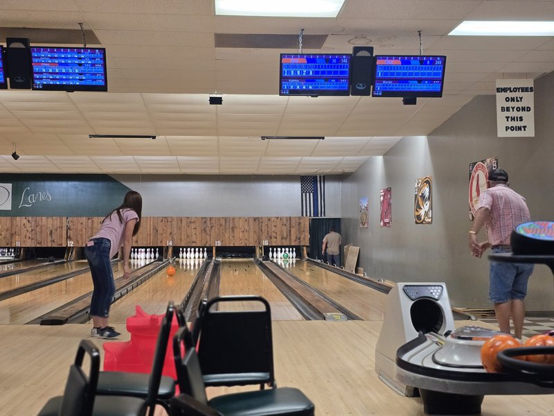 Branson Bowling - Lanes, Grill, Arcade photo 4