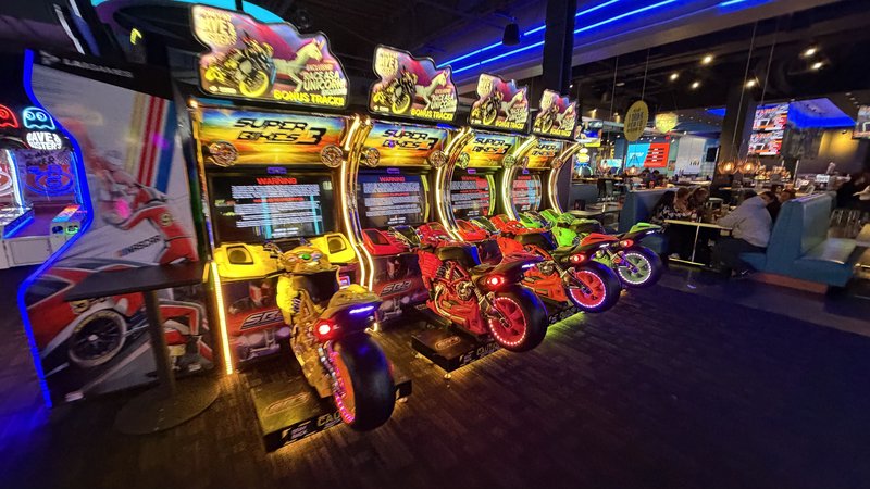 Dave & Buster's Fairfield photo 5