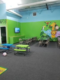 JUMPER'S JUNGLE FAMILY FUN CENTER photo 4