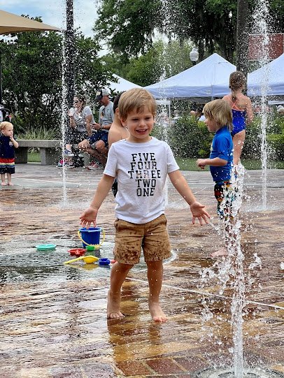 Winter Garden Interactive Fountain & Splashpad photo 3