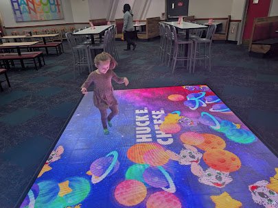 Chuck E. Cheese photo 5