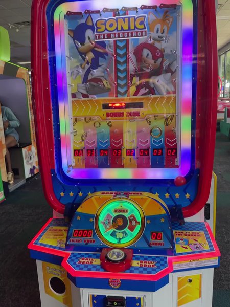 Chuck E. Cheese photo 2