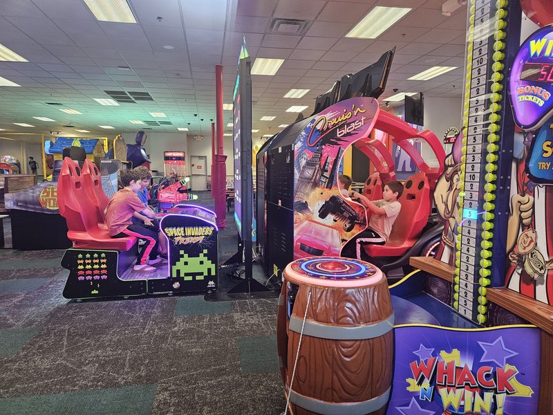 Chuck E. Cheese photo 3