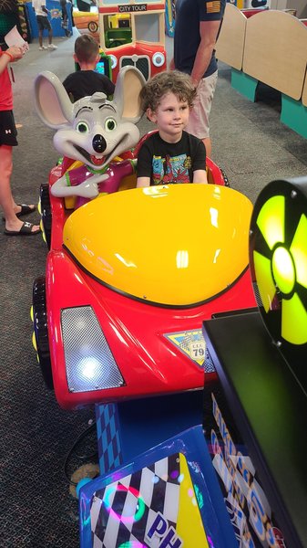 Chuck E. Cheese photo 5