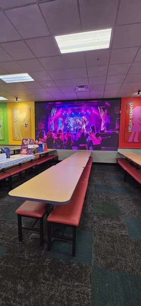 Chuck E. Cheese photo 6