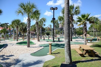 Shrimpy's Grill and Golf photo 2