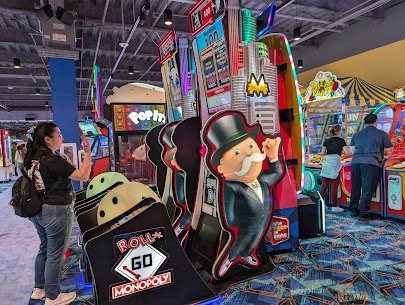 Round1 Bowling & Arcade - National City photo 4