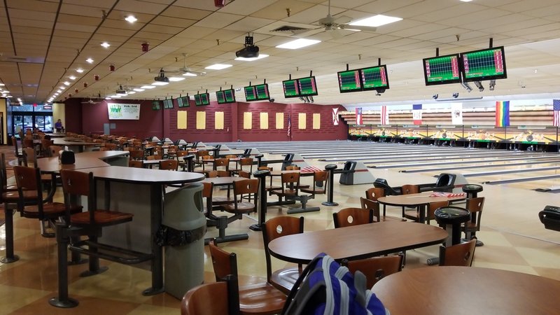 Bowlero Tamarac photo 5