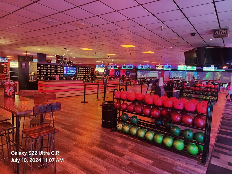 Bowlero Tamarac photo 6