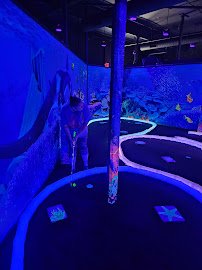 Lets Glow Putt photo 2