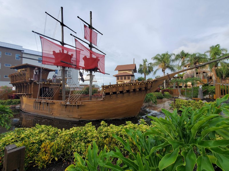 Smugglers Cove Adventure Golf photo 4