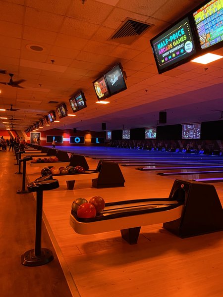 Bowlero Cranston photo 4
