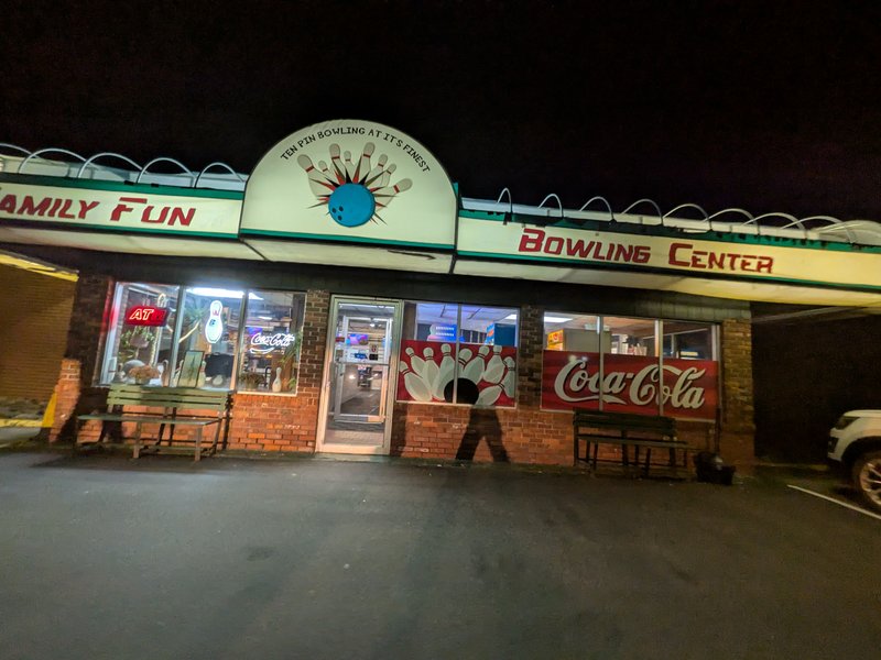 Family Fun Bowling Center photo 4