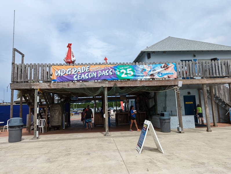 Gulf Islands Waterpark photo 6