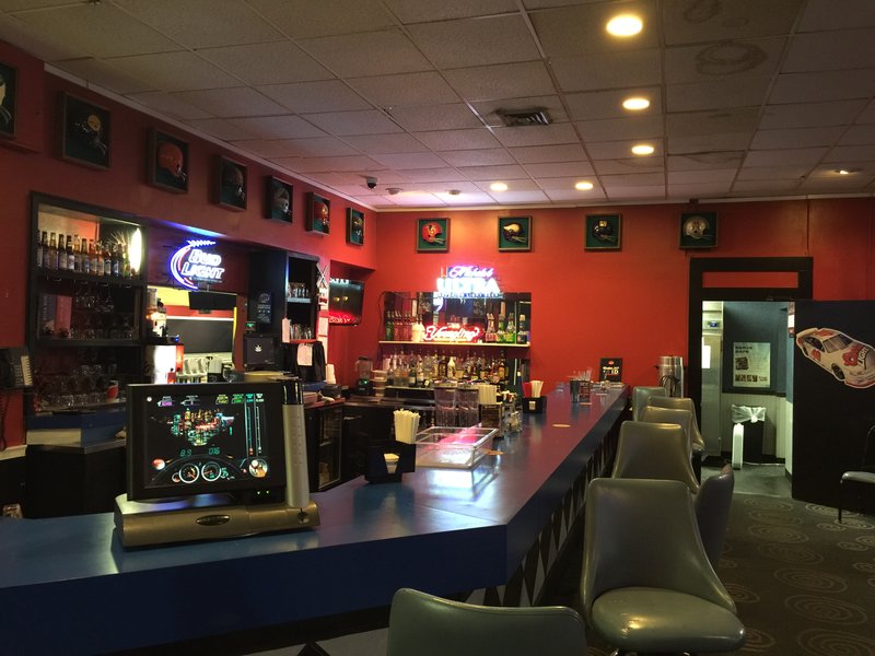 AMF Hall of Fame Lanes photo 5
