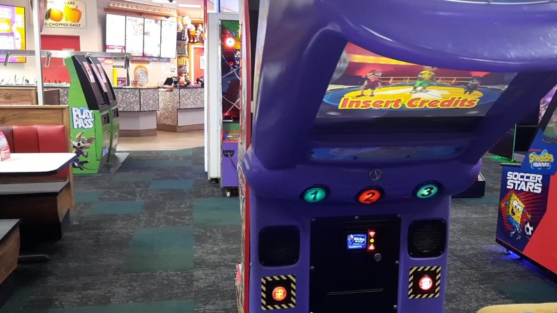 Chuck E. Cheese photo 2