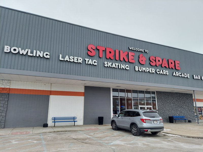 Clarksville Strike & Spare photo 4