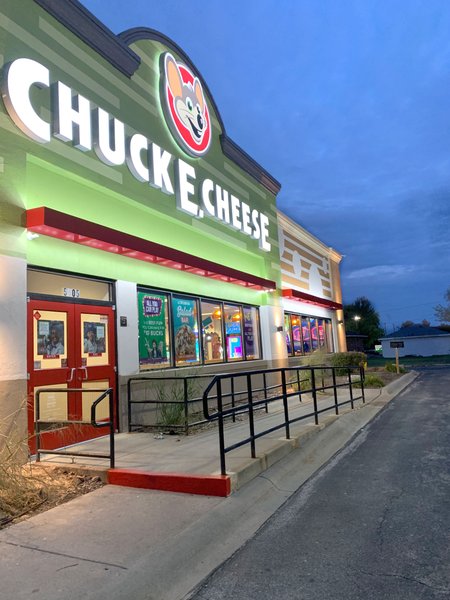 Chuck E. Cheese photo 4