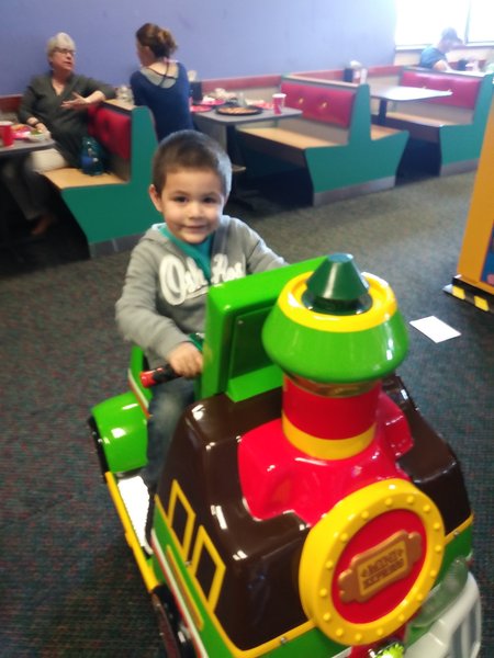 Chuck E. Cheese photo 6