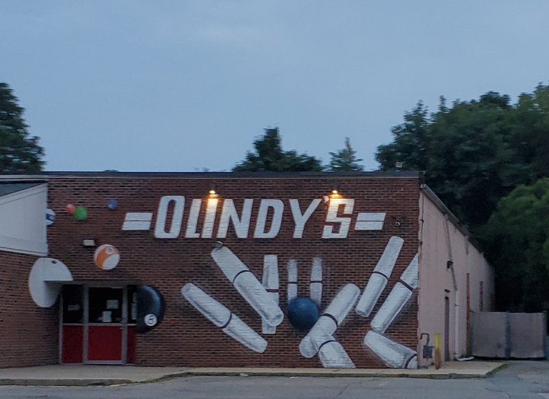 Olindy's Quincy Avenue Lanes photo 4