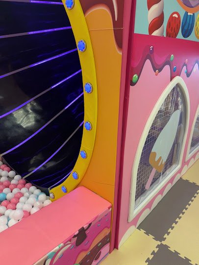 Star Park Indoor Playground – Lehigh Valley Mall photo 2