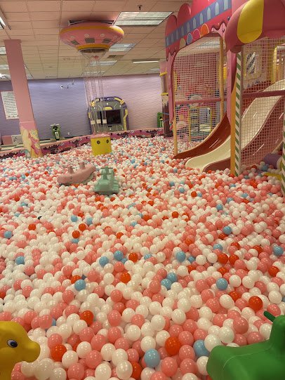 Star Park Indoor Playground – Lehigh Valley Mall photo 3