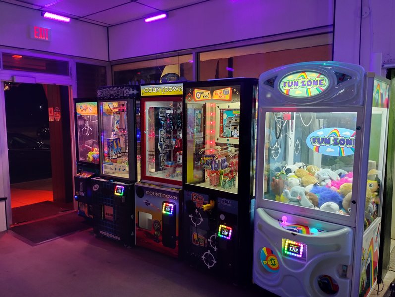 Heroes Venture Arcade photo 3