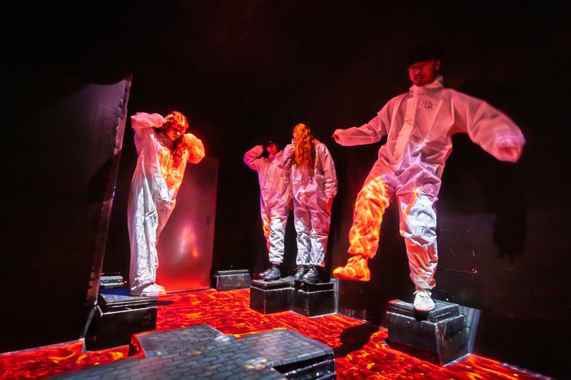 Glow or Go: A Thrilling Group Experience in Los Angeles photo 3