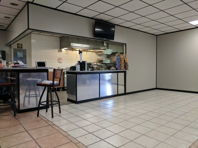 Airlanes Bowling Center & Grill photo 6