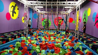 X-FLIGHT TRAMPOLINE PARK photo 3