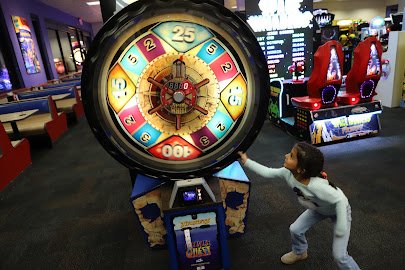 Chuck E. Cheese photo 5