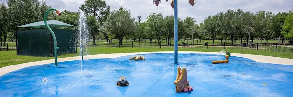 Nottingham Park Splashpad photo 4