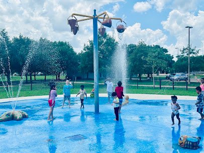 Nottingham Park Splashpad photo 6
