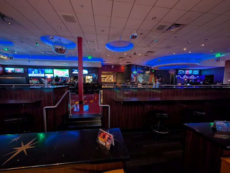 Kings Dining & Entertainment photo 3
