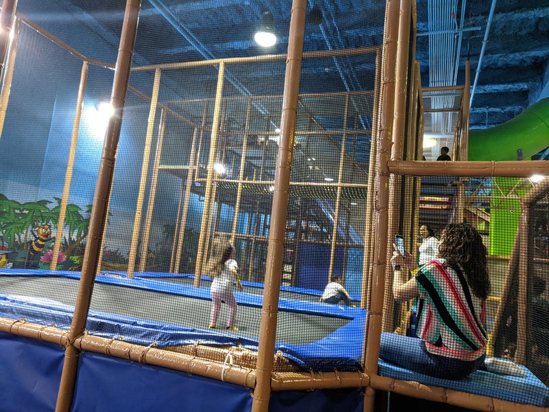 Billy Beez Palisades Center photo 6