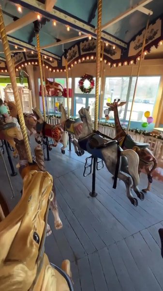 Giggleberry Fair and Painted Pony Cafe photo 2