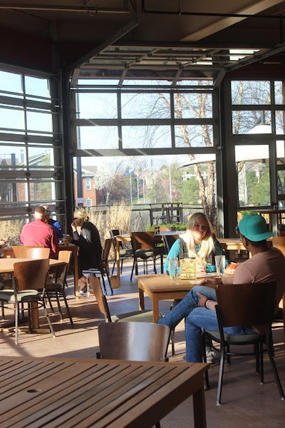 810 Entertainment - Overland Park photo 5