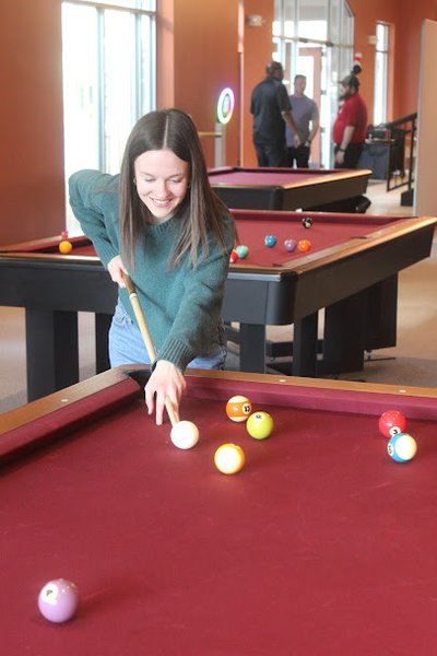 810 Entertainment - Overland Park photo 6