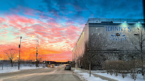 Johnny's Icehouse - West