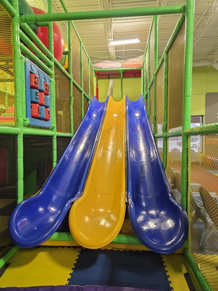 DinoDash Indoor Playground photo 5