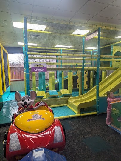 Chuck E. Cheese photo 3