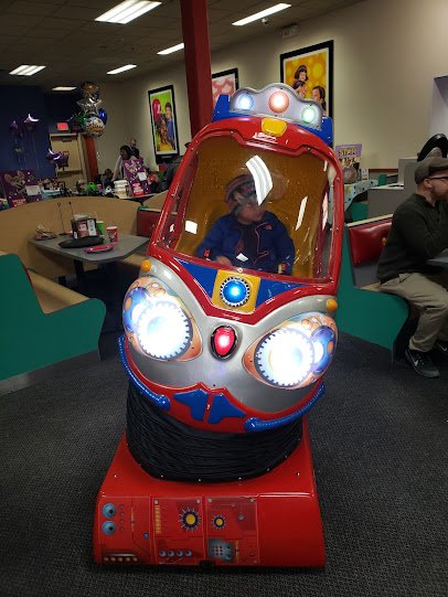 Chuck E. Cheese photo 4