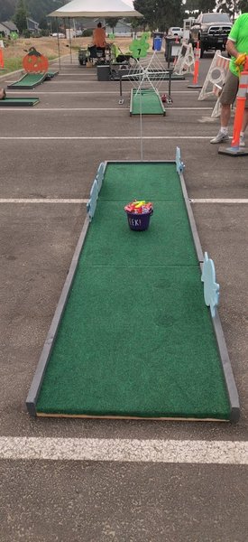 Pug 'N' Putt