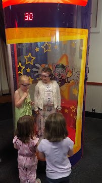 Chuck E. Cheese photo 2