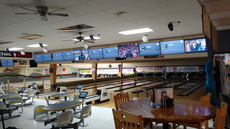 Robbinsdale Entertainment photo 2