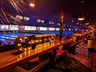 Lucky Strike Naperville photo 3