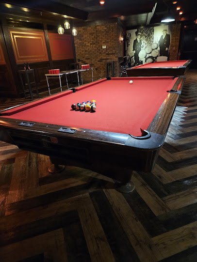 Lucky Strike Naperville photo 5