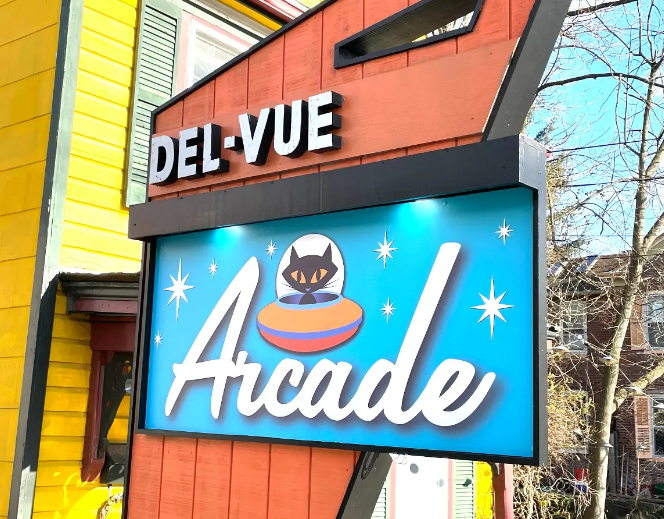 Del-Vue Arcade Club photo 3